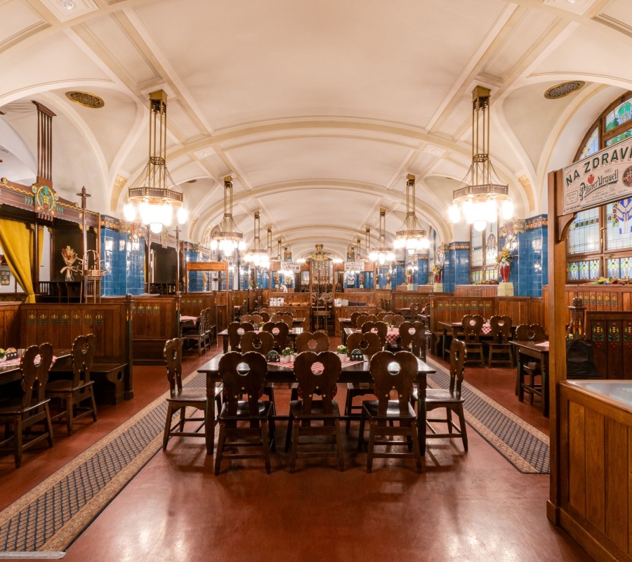 Pilsner pub Municipal house